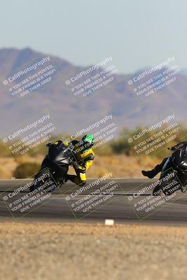 media/Dec-09-2023-SoCal Trackdays (Sat) [[76a8ac2686]]/Turn 15 Set 1 (230pm)/